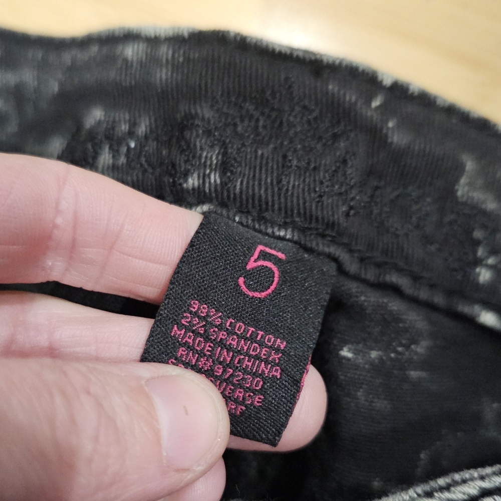 Almost Famous Y2K Distressed Black Gray Rhinestone Studded Pants Skinny Jeans 5 - Picture 8 of 8